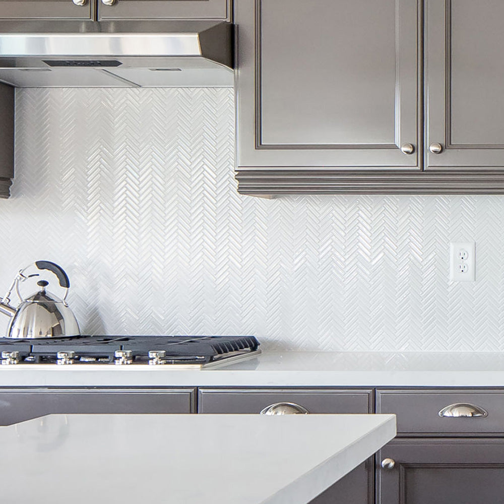 The 90° Series decorative tile collection combines contemporary design with rustic, farmhouse, and eclectic styles. A striking choice for dynamic and expressive interiors.