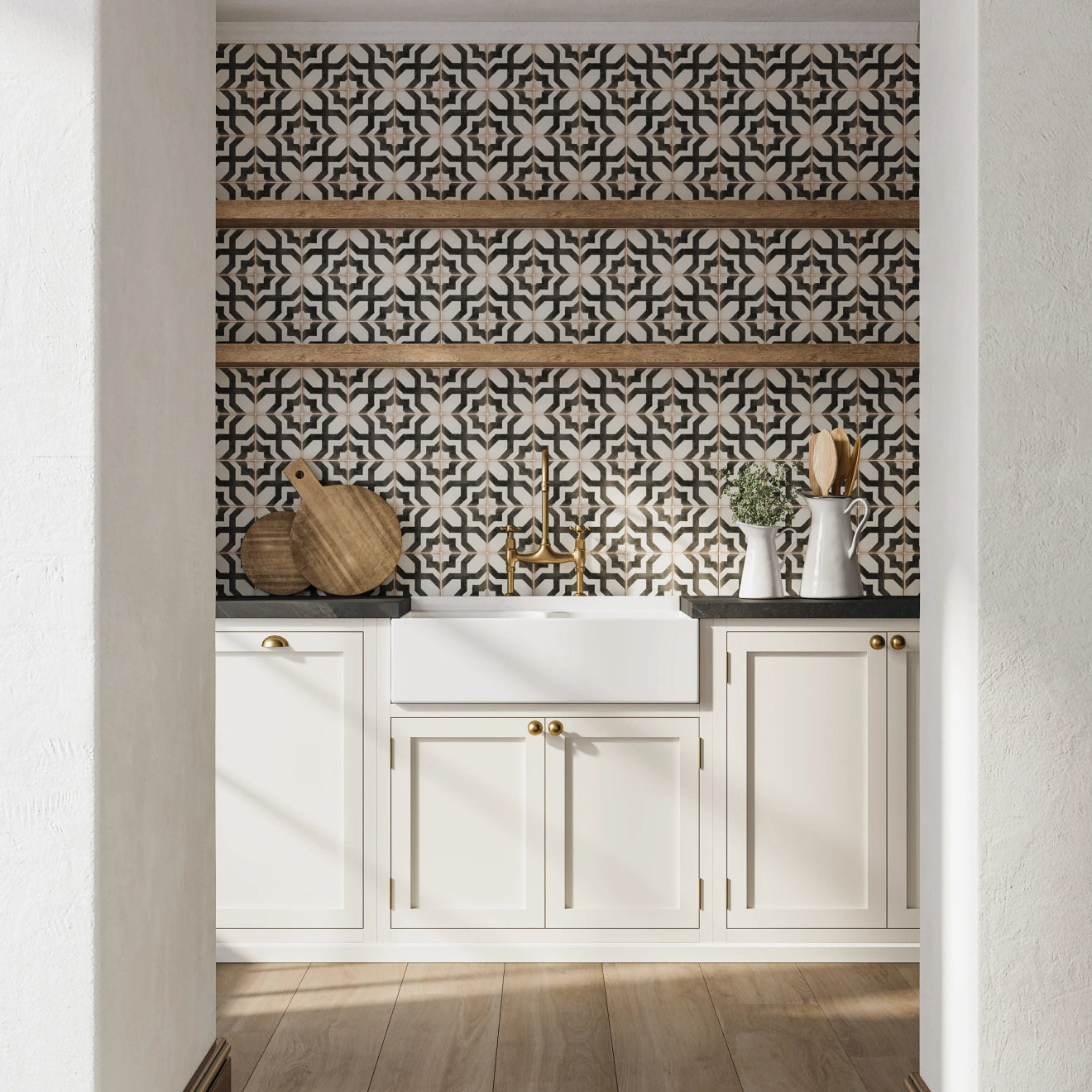 The Casablanca decorative tile collection brings a blend of contemporary, Mediterranean, encaustic, eclectic, and bohemian influences. A timeless choice for spaces with artistic flair.
