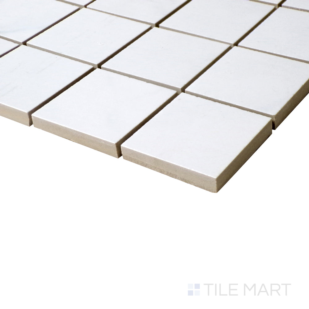 Side perspective capturing the refined, polished look of Pearl Super White 2