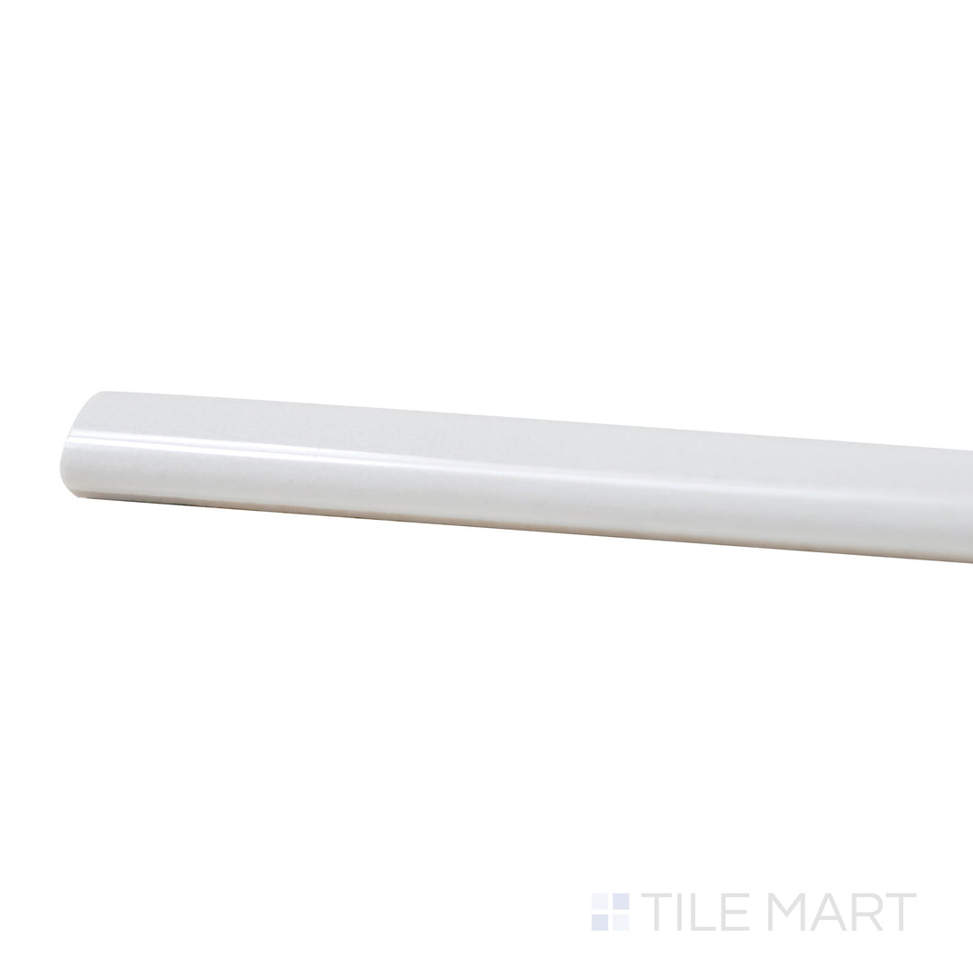 Captured from a corner angle, the Safi White 0.41X6 Glossy Ceramic Pencil trim delivers a bright white finish with a high-gloss touch, seamlessly blending into various design schemes.