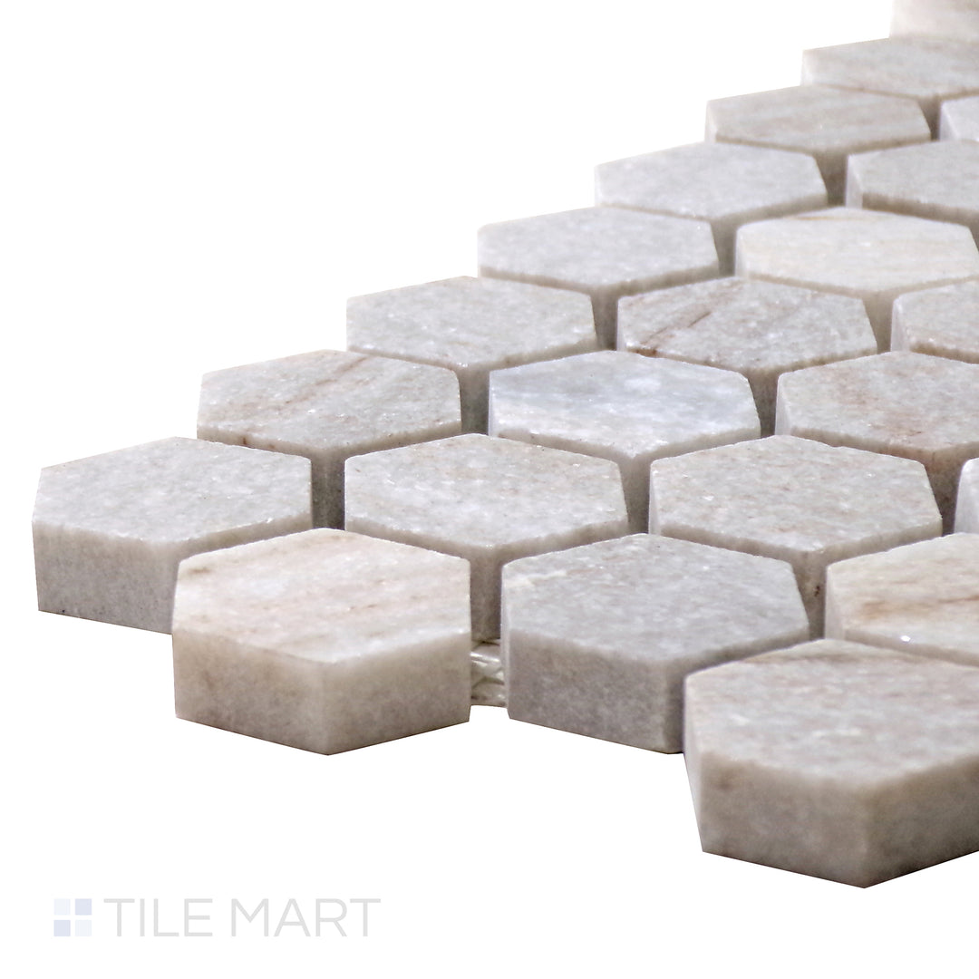 Corner angle of Sto-Re Ocean White 1-1/8" Hexagon Polished Marble Mosaic, emphasizing its polished white tones and geometric hexagonal design.