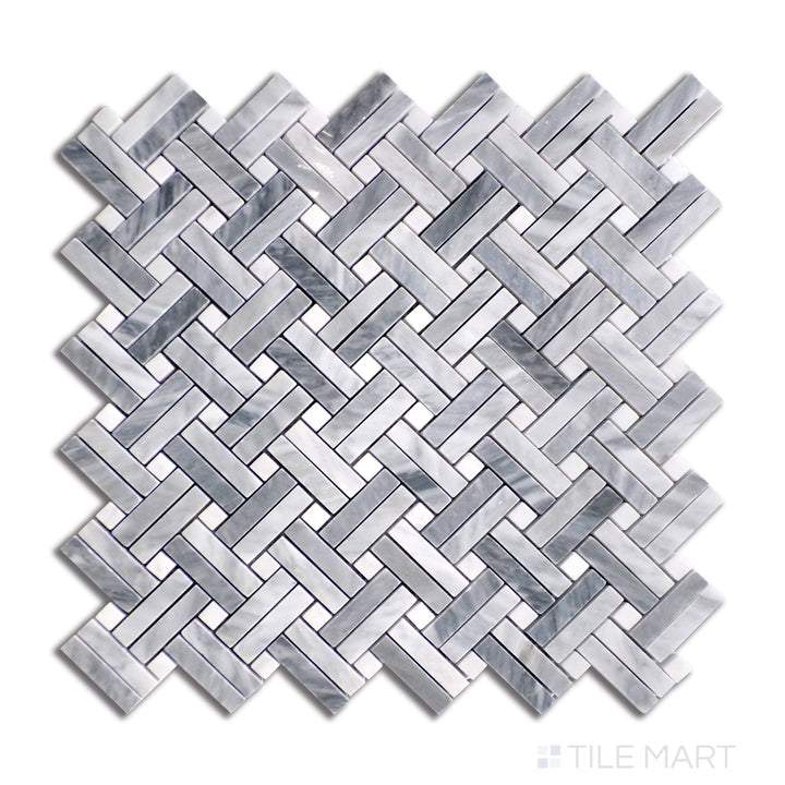 A striking contrast of Bardiglio’s rich gray tones and Carrara’s luminous white dots, this Stanza mosaic, seen from a top-down angle, brings depth and sophistication.