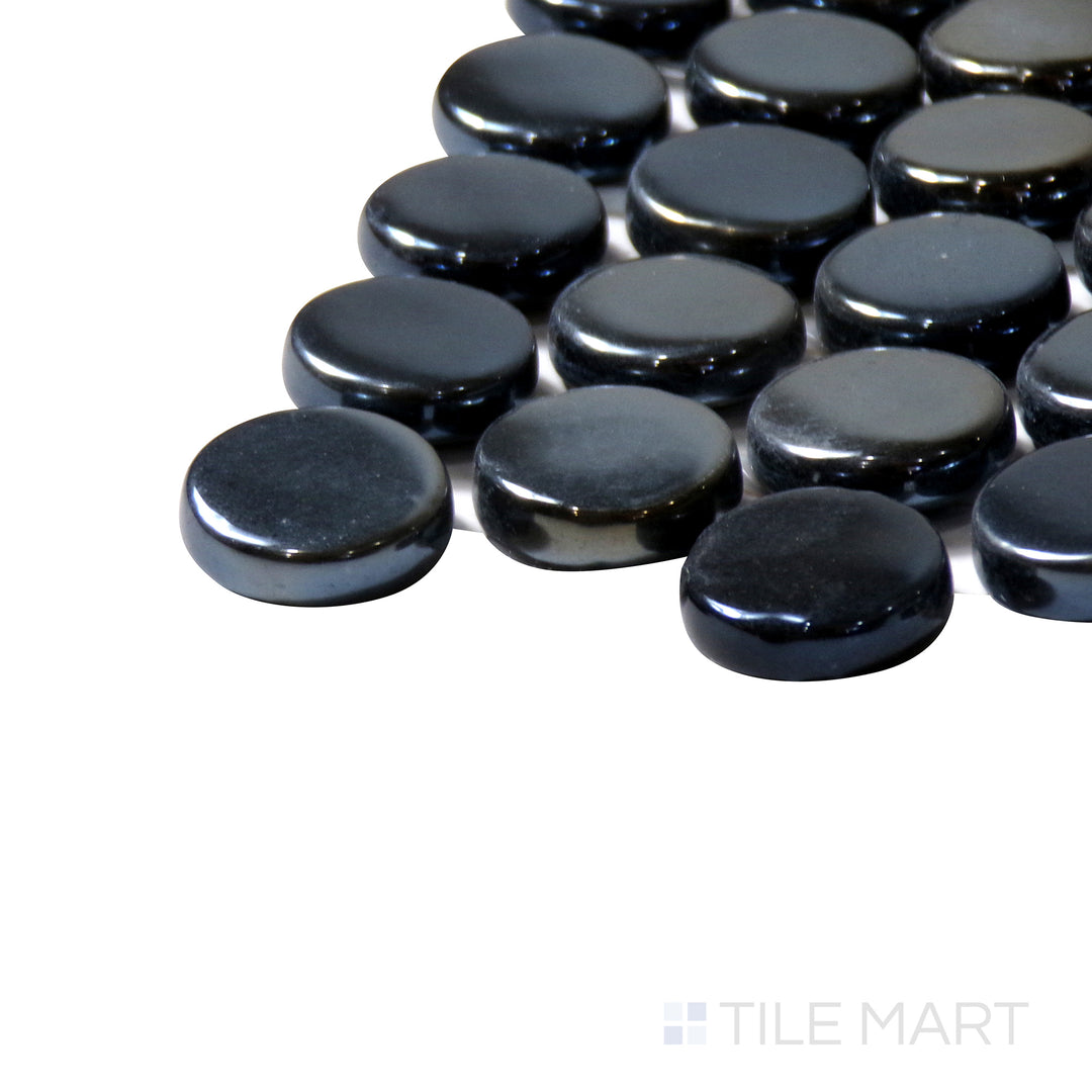 Side perspective of Onix Glass Black 3/4" Square Glossy Mosaic, capturing its bold black tones with a luminous, high-gloss finish.