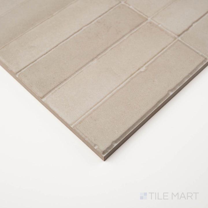 Corner angle of Daster 3D White 16x48 matte porcelain tile highlighting sculptural texture and modern relief