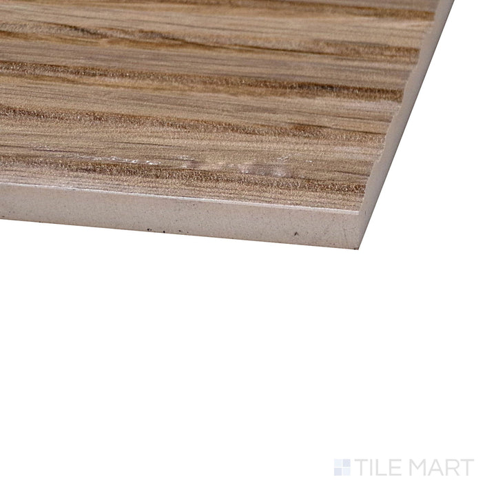 Corner perspective of Richmond Struttura 3D Rovere tile with dimensional texture and wood-inspired tones.