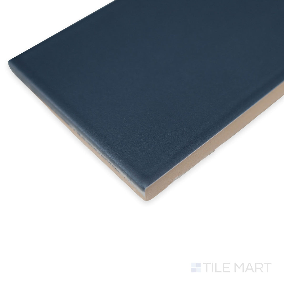 Corner perspective of Van Base Plain Azul tile displaying a cool blue tone and contemporary rectangular cut.