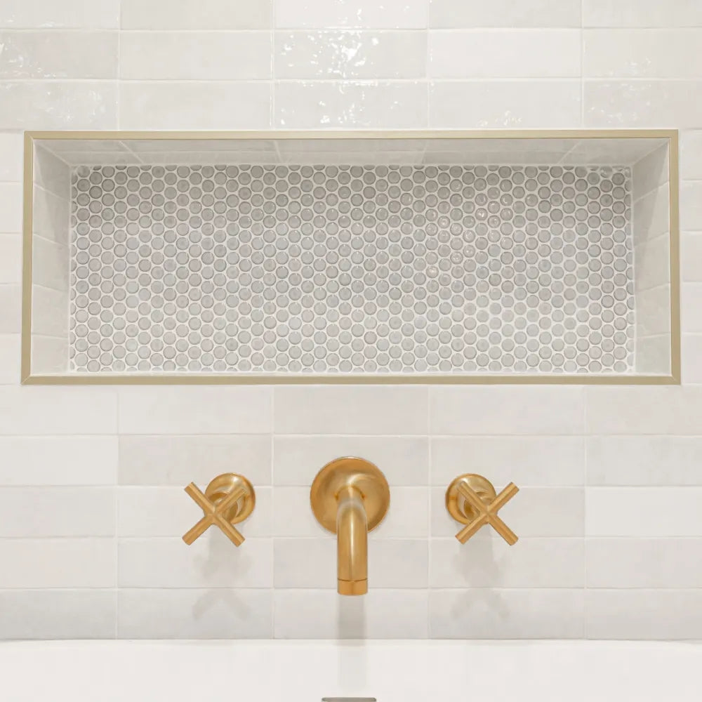 A soft and elegant shade with a smooth texture, complemented by 360° Dove Grey 3/4" Penny Round Gloss Glazed Porcelain Mosaic.