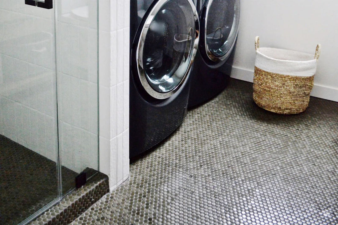 Earthy shale tones and a matte porcelain texture make 360° Shale 3/4" penny round mosaic a stylish and natural choice.