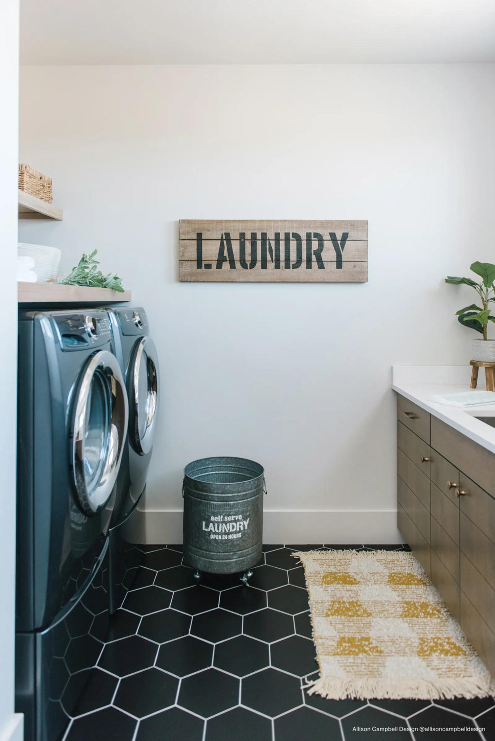 A dramatic and stylish finish with a refined matte texture, complemented by Allora Black 8.5X10 Matte Glazed Porcelain.