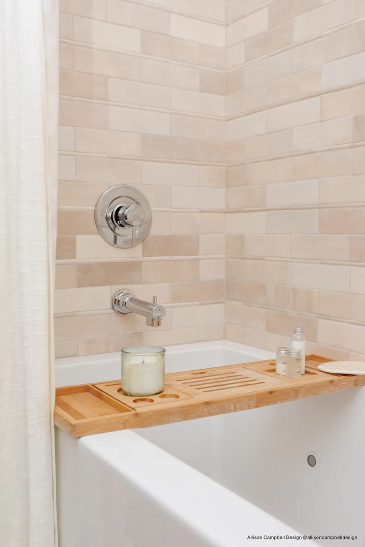 A creamy and warm neutral tone in a glossy finish, adding charm and sophistication with Cloe Crème 2.5X8 Gloss Glazed Ceramic.