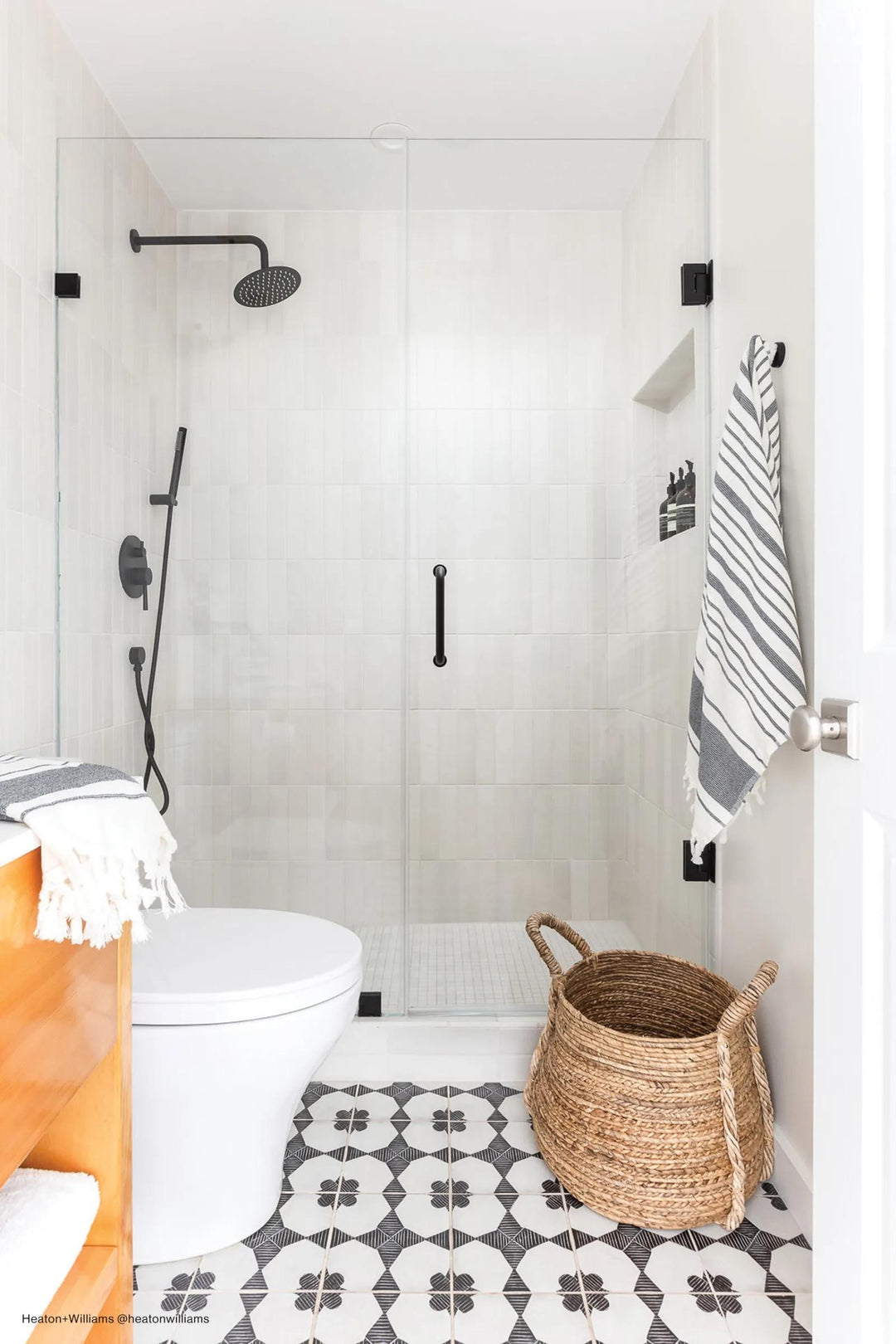 A stylish and contemporary space designed with Enchante Moderno 8X8 Matte Glazed Color Body Porcelain, blending sleek aesthetics with timeless charm.