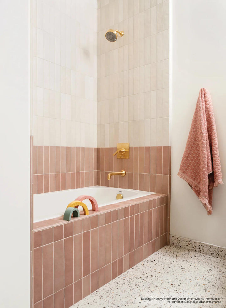 A crisp white surface adds a touch of minimalism, paired perfectly with Makoto Shoji White 2.5X10 Matte Ceramic.