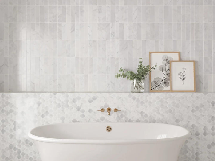 Monet Oriental White honed marble mosaic offers a perfect balance of classic and contemporary aesthetics, ideal for a polished and serene atmosphere.