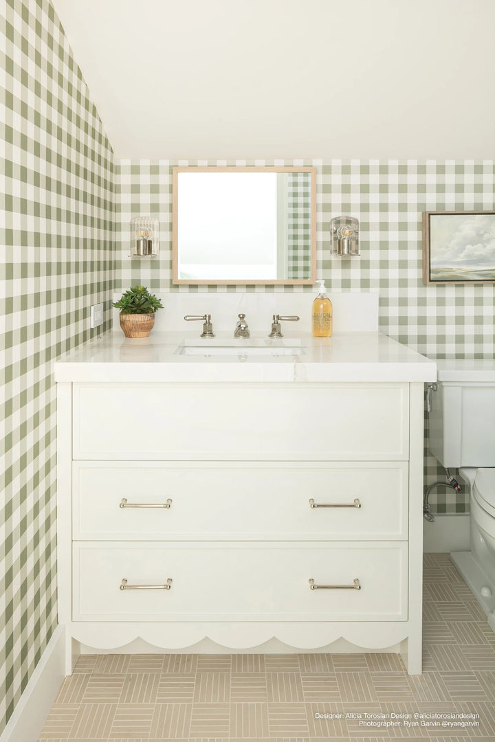 Crafted in a fine crosshatch pattern, Sahara Ecru 5/8x4 matte porcelain mosaic showcases neutral textural detail.