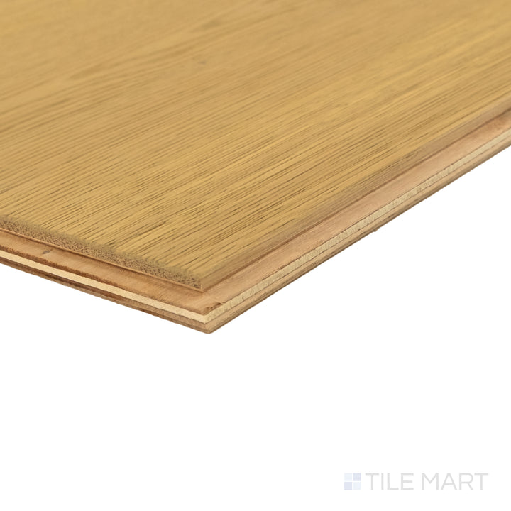 Corner detail of Laguna Sand 9.5x87 engineered hardwood highlighting soft neutral tone and smooth matte texture.