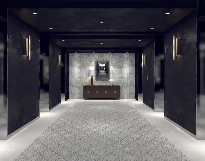 A harmonious combination of Carrara White and Bardiglio marble with a polished finish enhances classic elegance in this Lavaliere Carrara White/Bardiglio Melody mosaic.