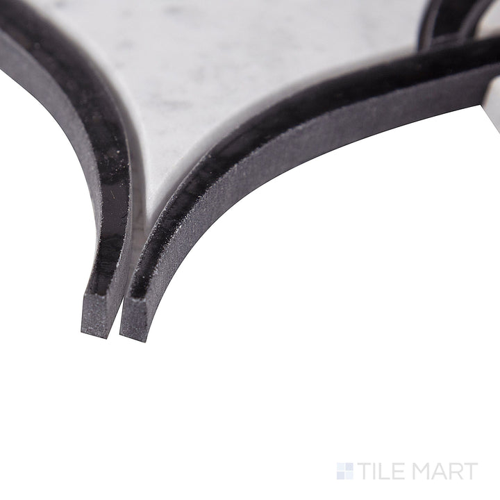 Corner angle of Lavaliere Carrara White/Black Ant Mirror Intertwining Arabesque Polished Mosaic, emphasizing its classic arabesque pattern with high-contrast black mirror detailing.