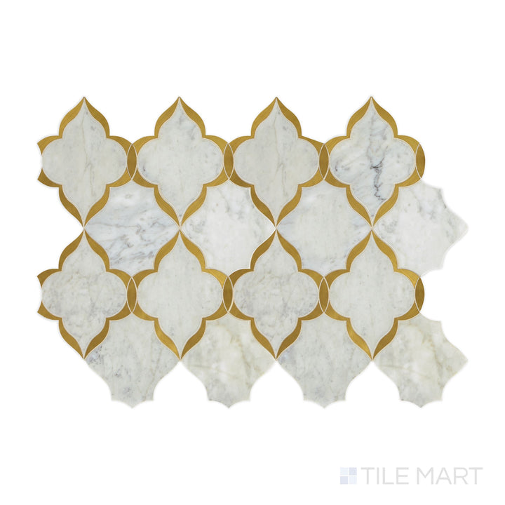 Captured from above, the Lavaliere Carrara White/Brass Kapali polished Carrara mosaic features a refined design of white Carrara marble and polished brass elements, perfect for luxurious and contemporary spaces.