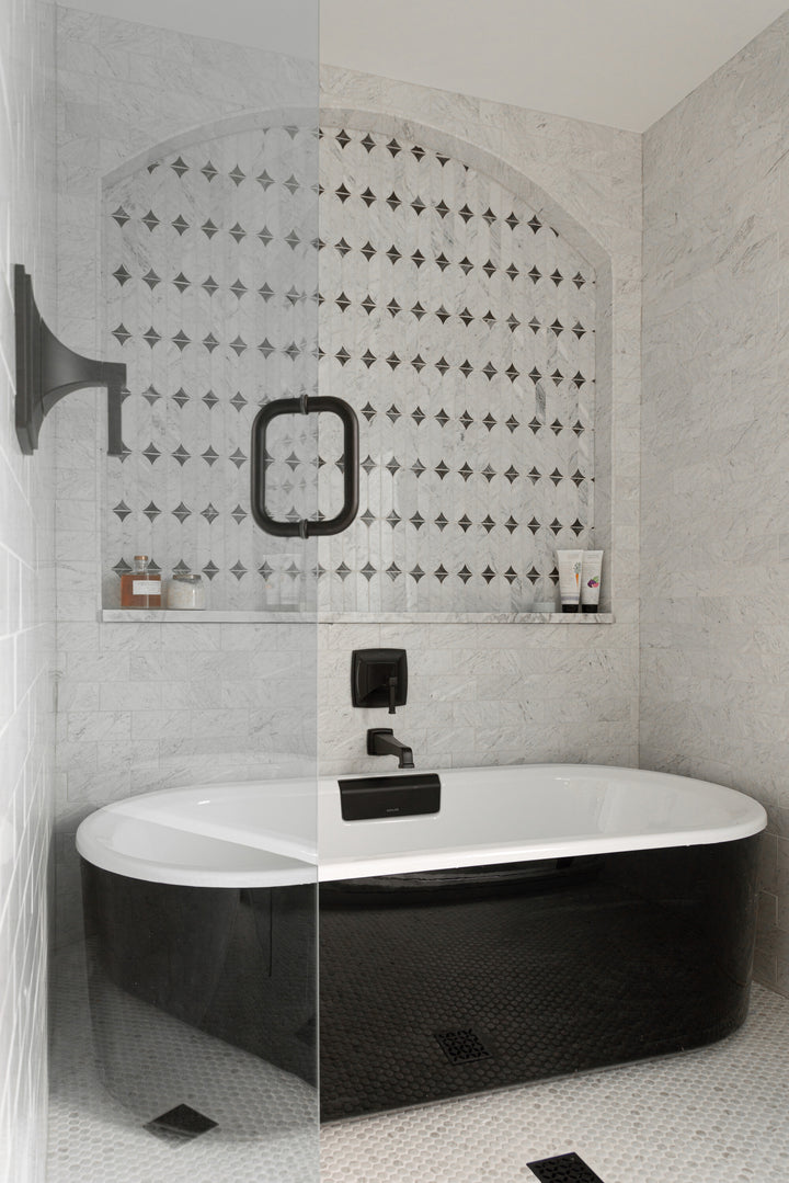 Perfit Mosaix Ashen Palissandro & Carrara White Spring polished mosaic tile showcases contrasting marble tones arranged in a textured mosaic for added depth.