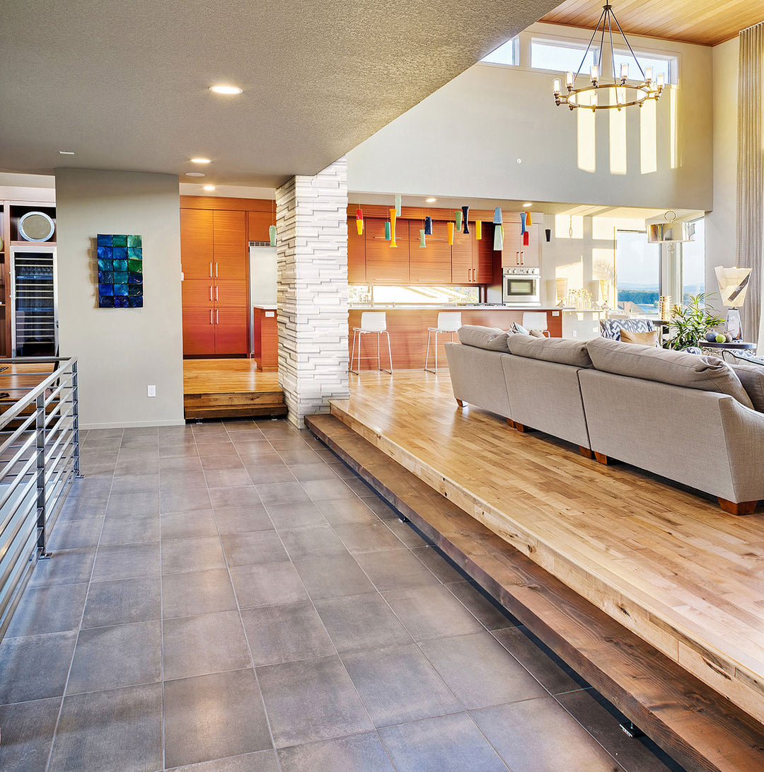 Bringing focus to the sophisticated look of ARCTIC WHITE 3D HONED LEDGER CORNER MARBLE PANEL with a HONED finish, complementing the contemporary décor with modern flair.