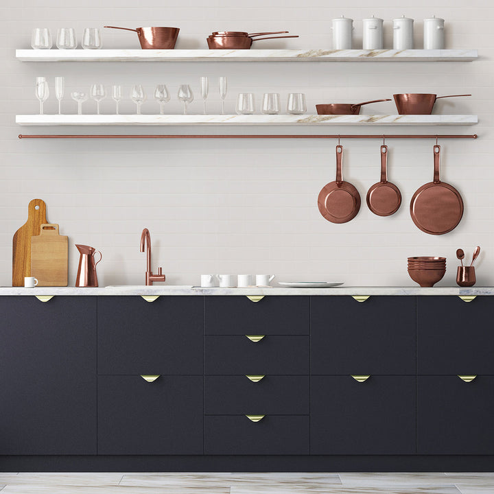 Presenting the stylish aesthetic of WHITE 2X2 MATTE PORCELAIN MOSAIC with a MATTE finish, providing a durable yet stylish look to the interior.