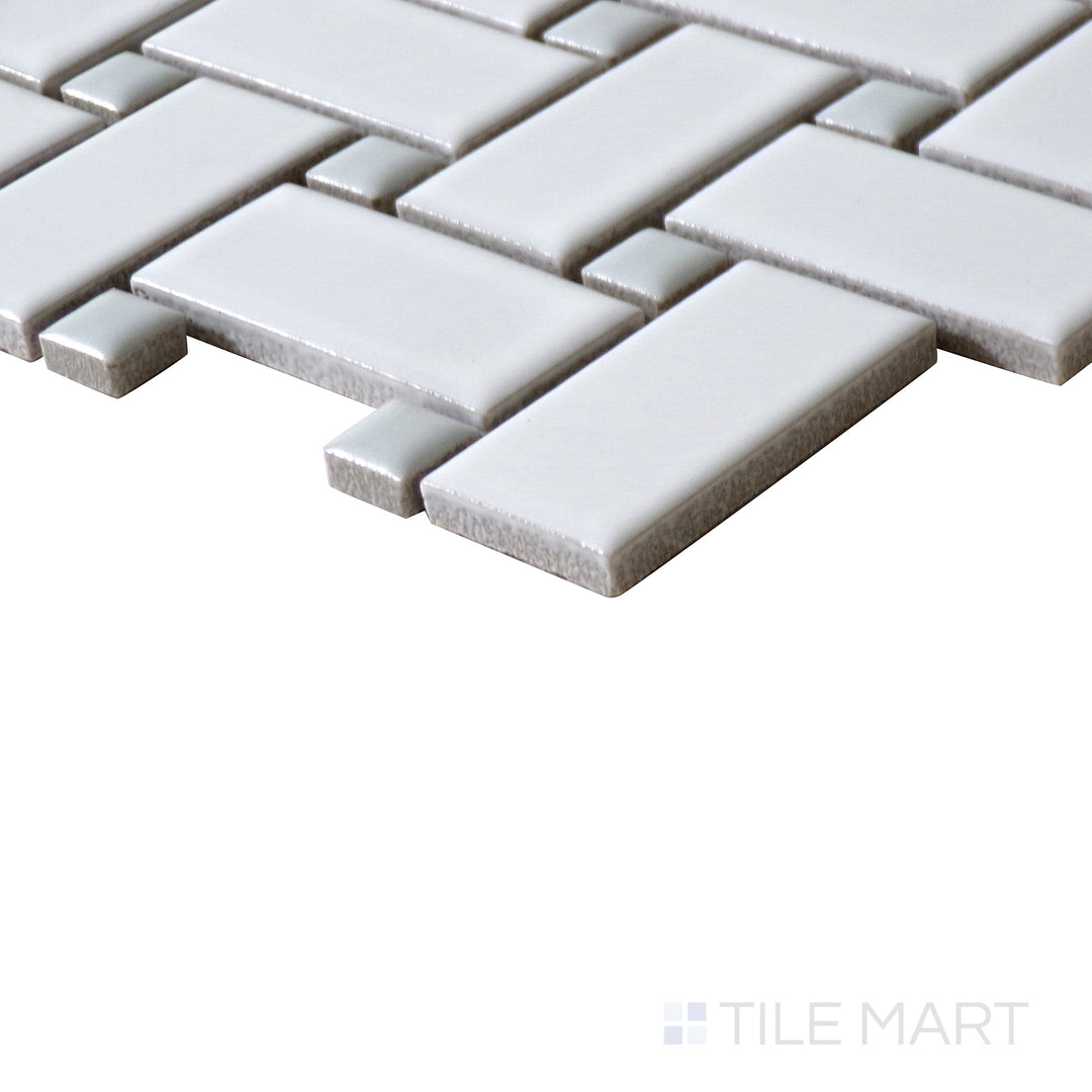 Corner shot of WHITE AND GRAY MATTE BASKETWEAVE PORCELAIN MOSAIC with a MATTE finish, offering a close-up look at the product's durability and material thickness at the corner.