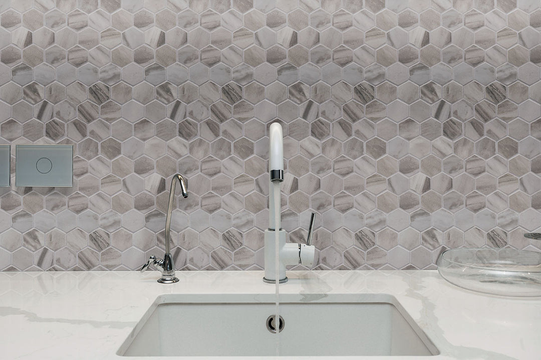 Bringing focus to the sophisticated look of EDEN BARDIGLIO 2XX2 HEXAGON MATTE PORCELAIN MOSAIC with a MATTE finish, complementing the contemporary décor with modern flair.