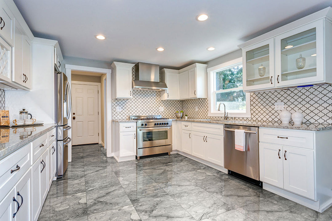 Displaying the refined texture of KAYA ONDA GRAY 12X24 POLISHED PORCELAIN TILE with a POLISHED finish, complementing the contemporary décor with modern flair.