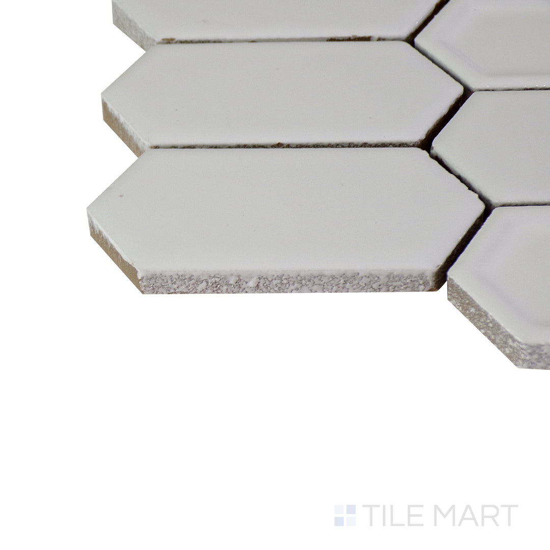 Corner angle highlighting the dark gray tile’s sleek finish and strong, durable ceramic structure.