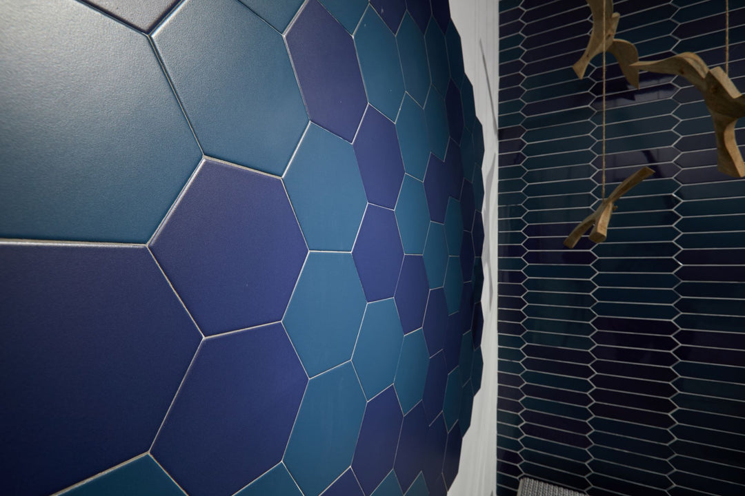 Rich and dynamic, the Block Azul 6" hexagon matte glazed porcelain tile brings depth and character, making a bold statement in any setting.