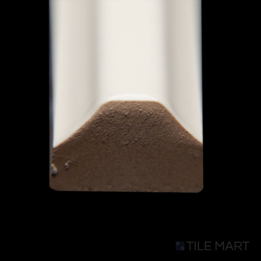 A detailed corner view of Maiolica Biscuit 0.5X10 bright ceramic pencil, highlighting its warm beige tone, refined edge, and polished ceramic texture.