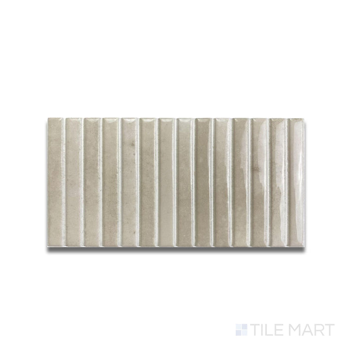 Flat lay of Kit Kat Ivory mosaic highlighting its creamy white gloss and uniform stacked design.