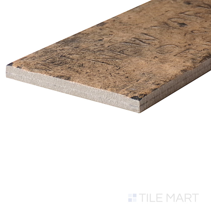 An angled look at the STATE STREET CHICAGO tile, highlighting its reflective sheen and the boldness of its rich pigment.