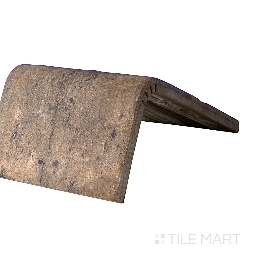 An angled look at the STATE STREET CHICAGO tile, highlighting its smooth glaze and the boldness of its soft undertone.