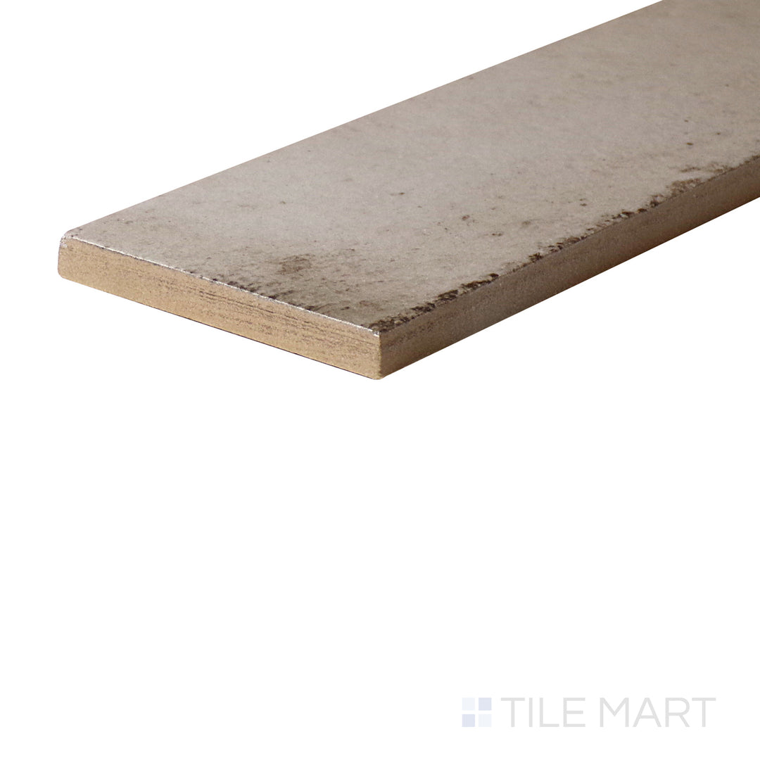 An angled look at the FANGO EDEN tile, highlighting its smooth glaze and the boldness of its vivid tint.