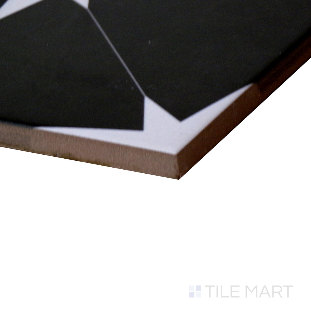 Precise edge of the 8.7x8.7 starburst tile, made from resilient quartz.