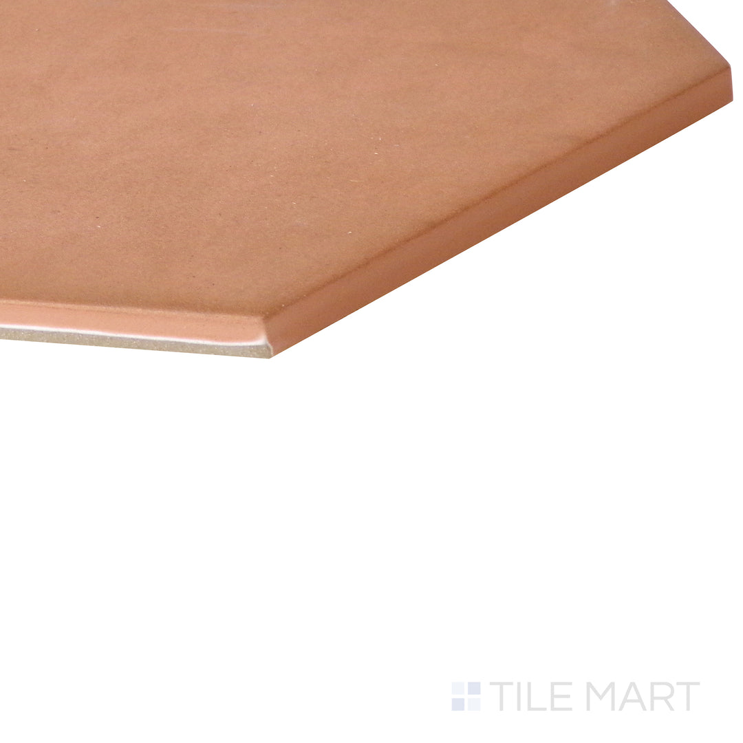 Precise edge of the 7x8 clay tile, made from porcelain material.