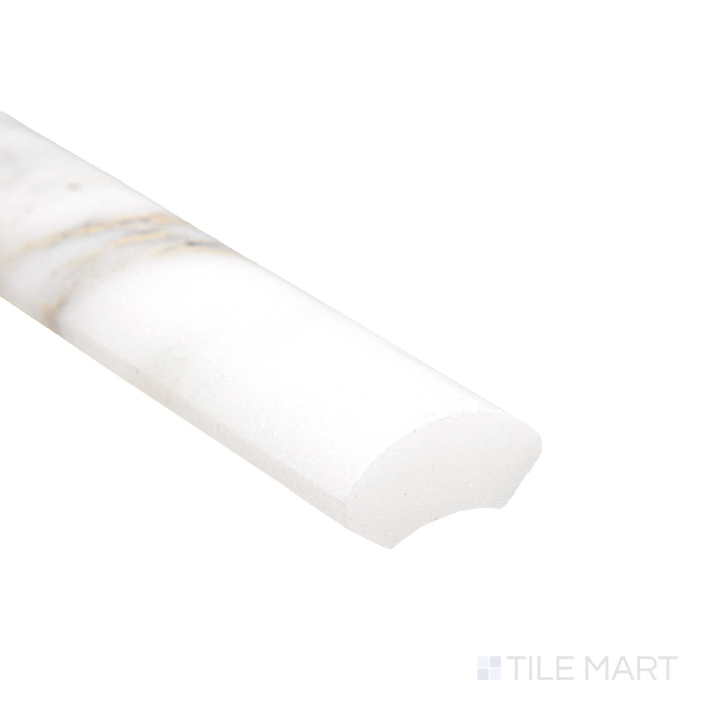 Corner detail of Calacatta Gold Marble 1x12 polished quarter round highlighting glossy curved profile and golden veining.