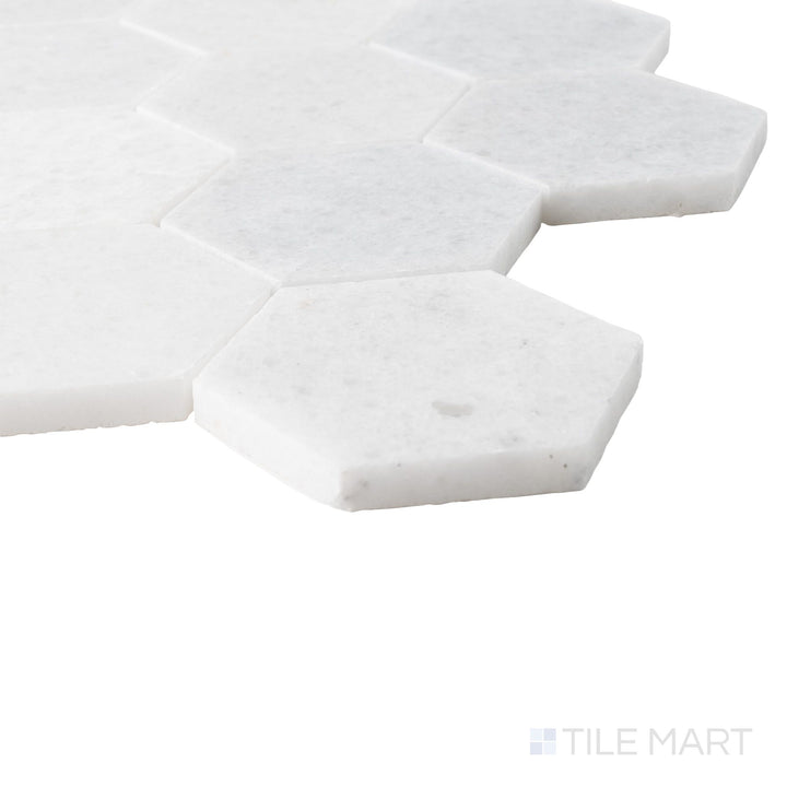 Corner angle of Polar White marble 3x3 mosaic with honed surface and gentle natural variation