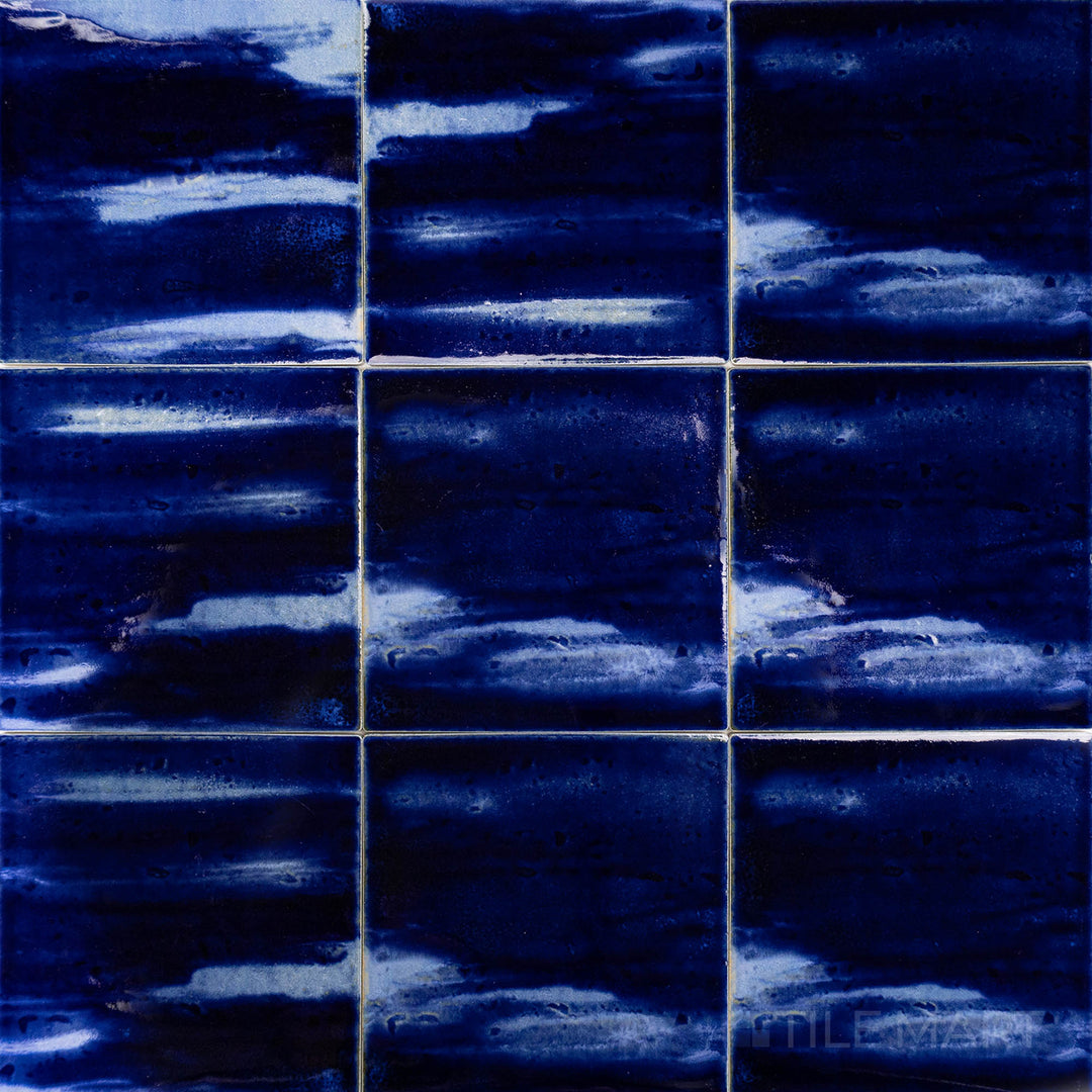 Aerial look highlighting the NAMI WAVE CREST 6X6 in GLOSSY finish. Its design is suited for modern settings where texture and tone are essential.