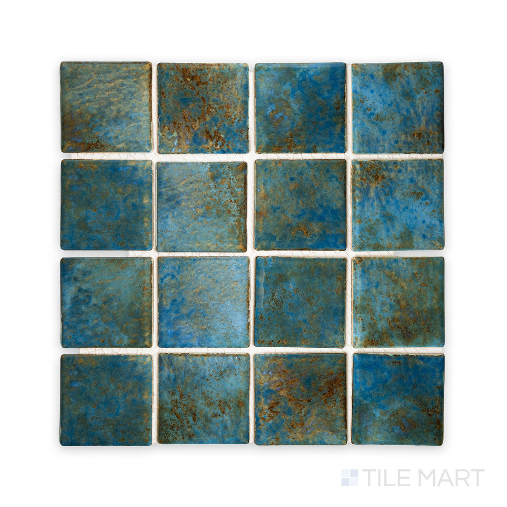 Detailed shot emphasizing the JOYA 300 ALBI 3X3 showing off its intricate design and polished SEMI GLOSS. Its details bring out a distinctive charm, making it perfect for intricate layouts.