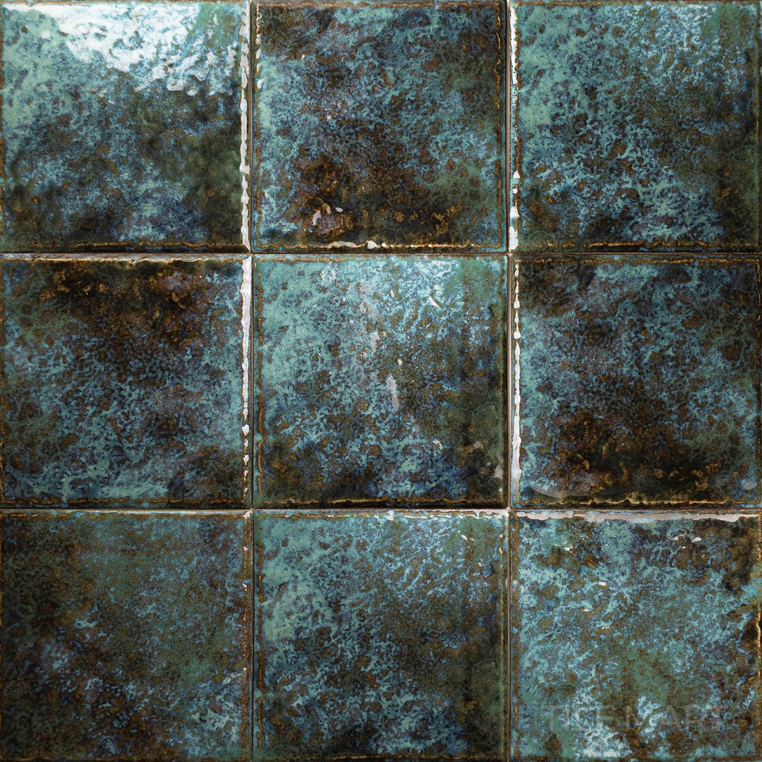 A bird's-eye view capturing the JOYA 600 VERDE 6X6 in SEMI GLOSS finish. This tile offers a contemporary finish, ideal for creating bold designs.