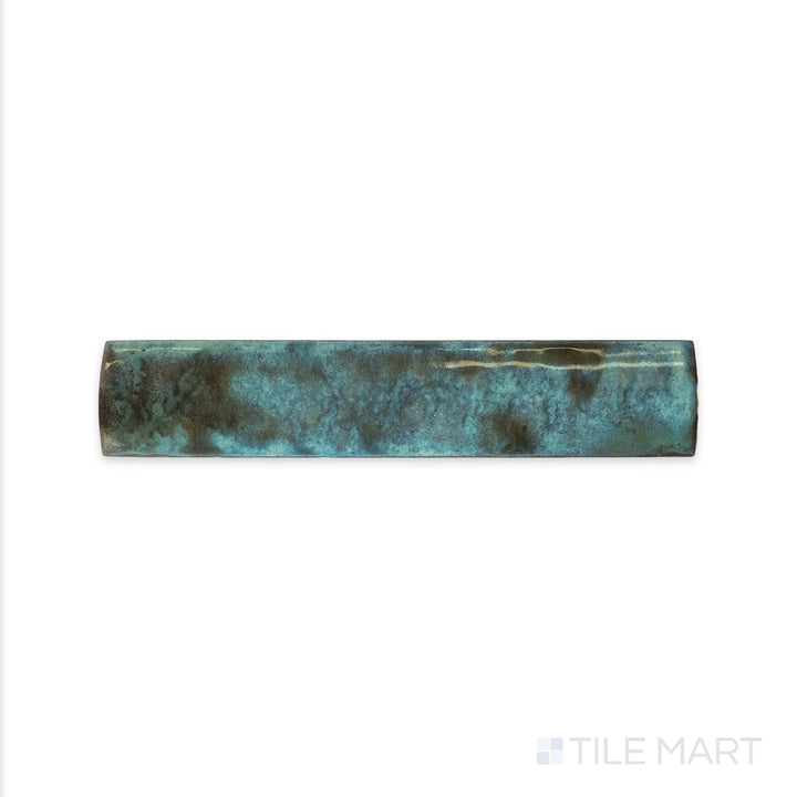 Aerial look highlighting the JOYA 1X6 BEAD TRIM in SEMI GLOSS finish. The finish adds depth and dimension, enhancing the tile’s unique surface.