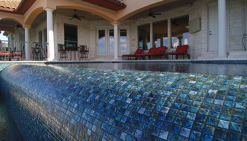 An inviting scene displaying the SAGA BLUE BLEND 1X1 installed beautifully in a mesh mounted layout. It seamlessly complements various décor styles, providing a warm, cohesive feel.