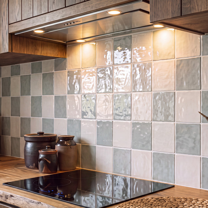 The glossy finish gives Melody in Easton White and Eme Ash a reflective glow that deepens its color contrast.