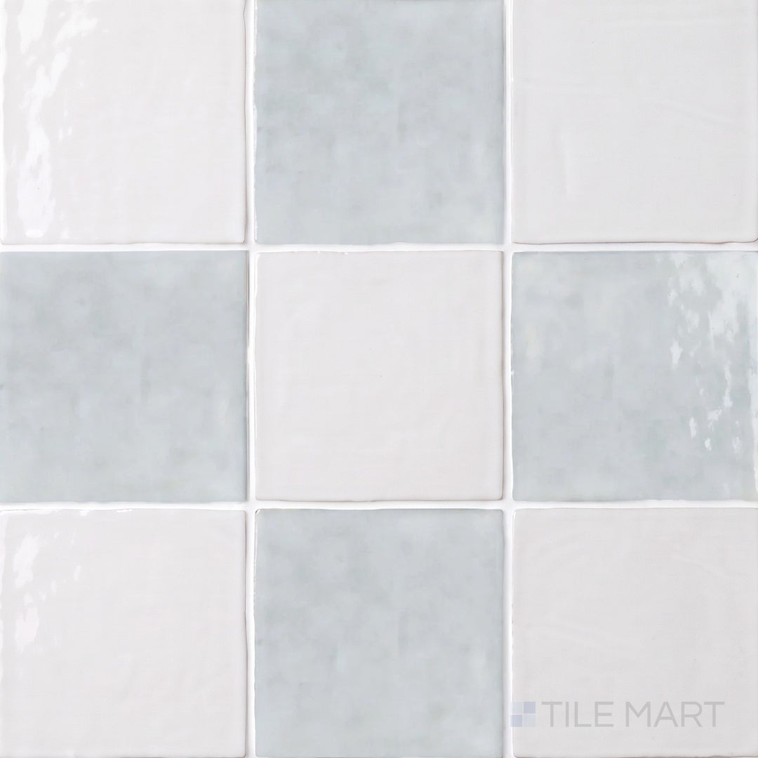 Overview of Melody 5x5 checkerboard in Easton White and Eme Ash, showing its vibrant, light-catching gloss finish.